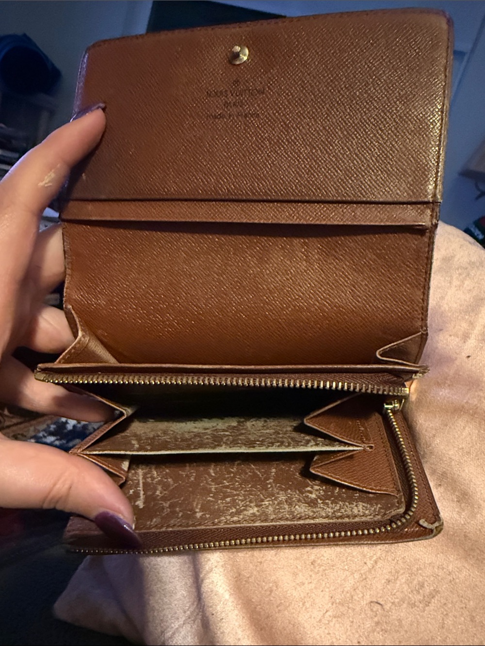 AUTH Handpainted sunflower Louis Vuitton wallet - Picture 5 of 5